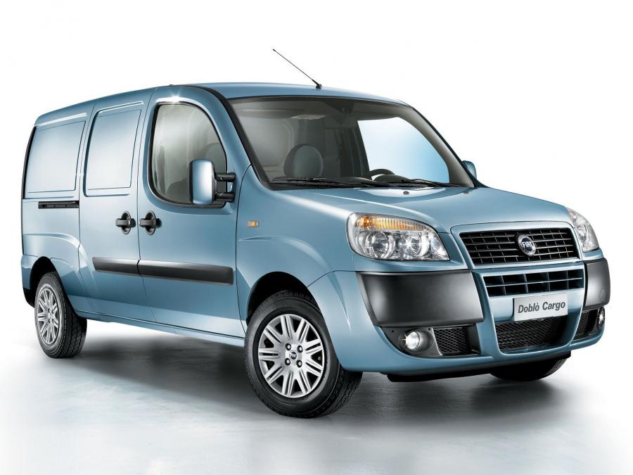  Fiat Doblo Cargo Maxi 2005 года  (фото 1 из 4)
